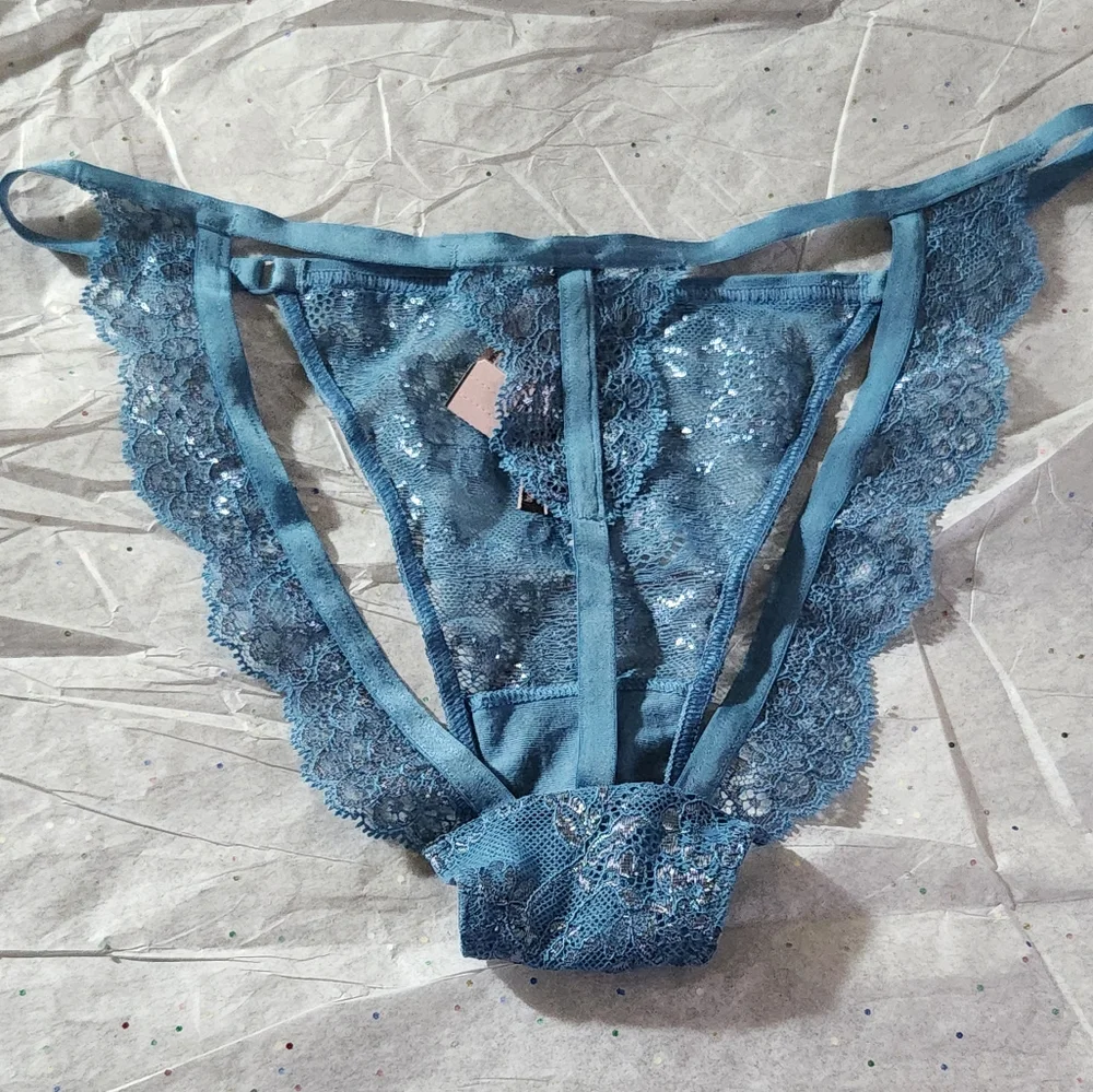 Victoria's Secret Very Sexy Eyelash Lace String Bikini in Silky Blue - Picture 8 of 8